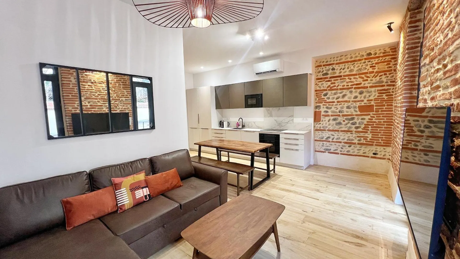 Апартаменты Le Boutonnier - Centre - Luxe - Terrasse - Clim Тулуза